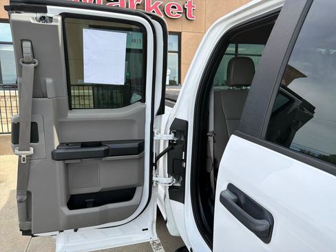Used 2018 Ford F150 XL w/ Equipment Group 101A Mid AWD/4WD image 30