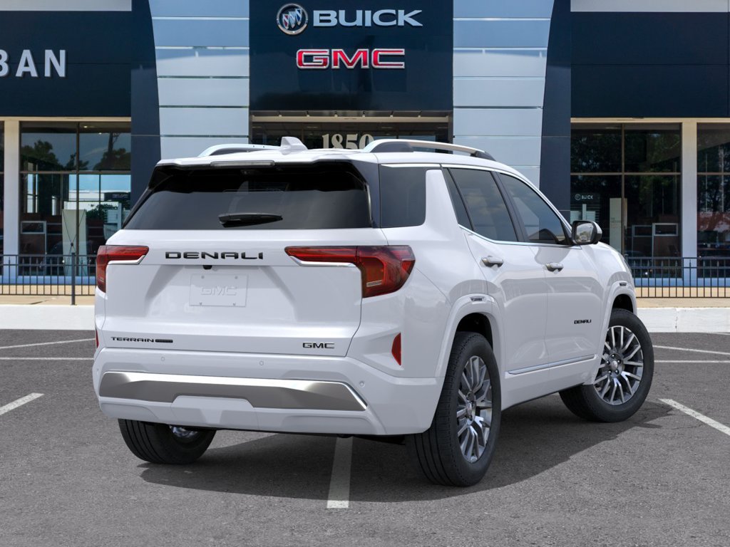 New 2027 GMC Terrain Denali w/ LPO, Black Badging Package AWD/4WD image 4