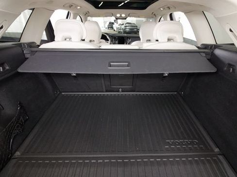 Used 2023 Volvo XC60 T8 Plus AWD/4WD image 25