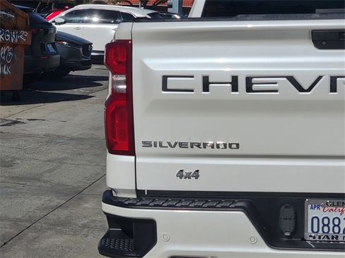 Used 2019 Chevrolet Silverado 1500 High Country w/ Safety Package II image 6