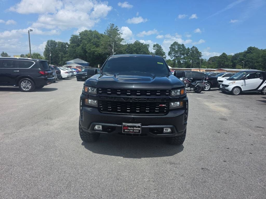 Used 2020 Chevrolet Silverado 1500 Custom w/ Custom Convenience Package AWD/4WD image 2