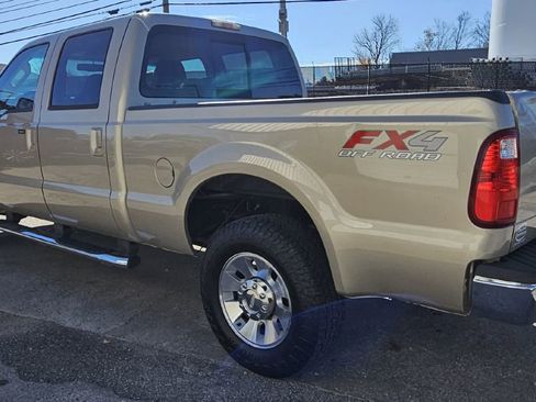Used 2010 Ford F250 4x4 Crew Cab Super Duty image 5