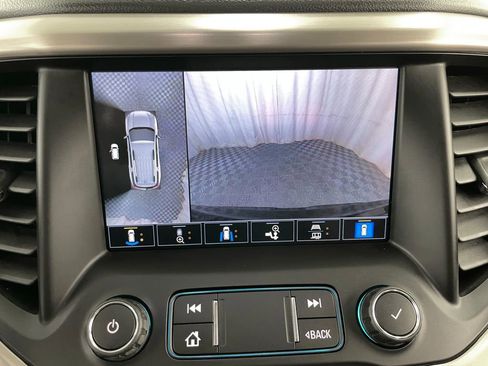 Used 2021 GMC Acadia Denali w/ Denali Ultimate Package image 4