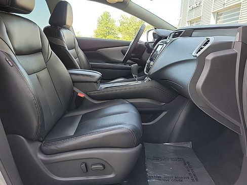 Used 2020 Nissan Murano SL w/ Moonroof Package AWD/4WD image 17