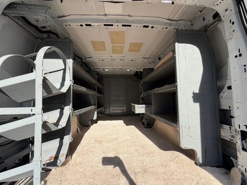 Used 2018 Ford Transit 250 130 Low Roof RWD image 17