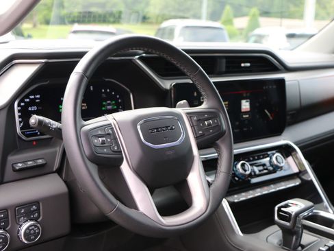 Used 2025 GMC Sierra 1500 Denali w/ Denali Reserve Package AWD/4WD image 20