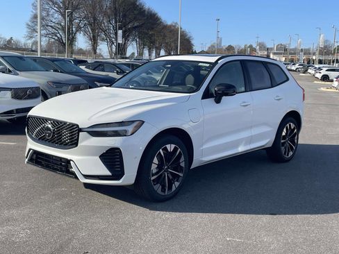 New 2026 Volvo XC60 T8 Plus w/ Protection Package Premier image 5