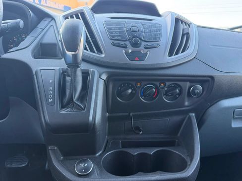 Used 2019 Ford Transit 350 XLT RWD image 23