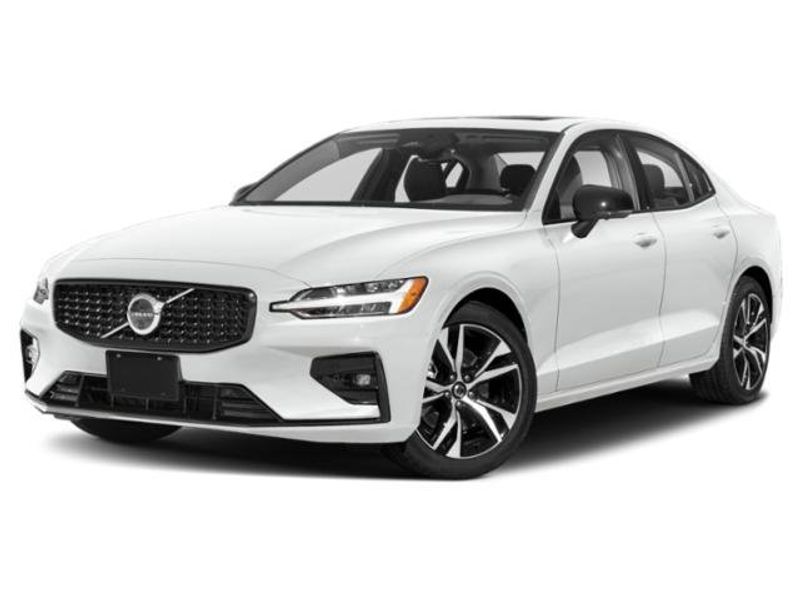 Used 2024 Volvo S60 B5 Core image 1