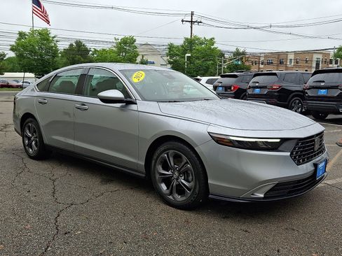 Used 2023 Honda Accord EX image 3