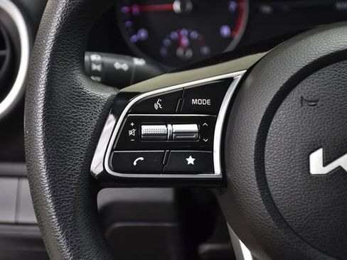 Used 2024 Kia Forte LXS FWD image 8