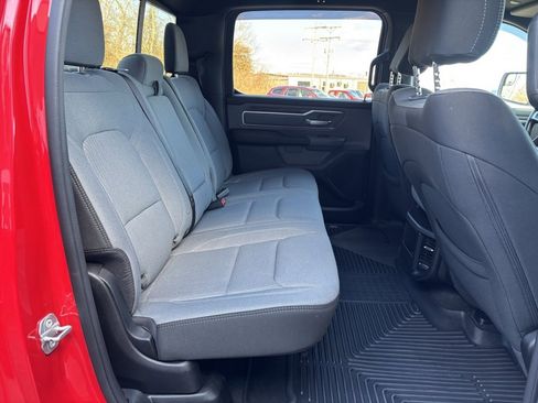 Used 2021 RAM 1500 Big Horn image 32