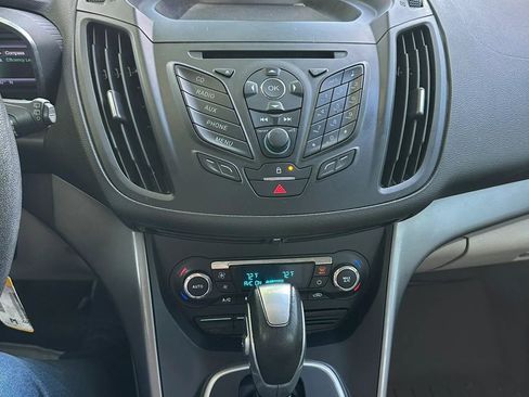 Used 2013 Ford C-MAX SE FWD image 21