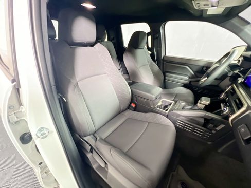 Used 2024 Toyota Tacoma SR5 w/ SR5 Upgrade Package image 32