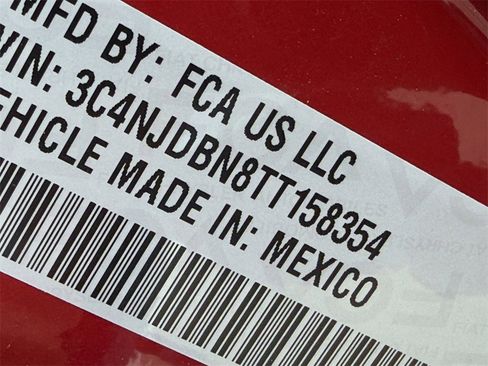 New 2026 Jeep Compass Latitude image 21