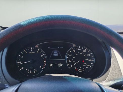 Used 2015 Nissan Altima 2.5 S w/ Power Driver Seat Package FWD image 10