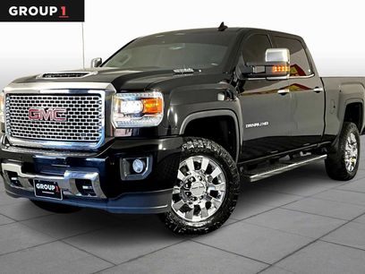 Used 2017 GMC Sierra 2500 Denali w/ Duramax Plus Package