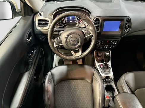 Used 2019 Jeep Compass Latitude w/ Popular Equipment Group AWD/4WD image 19