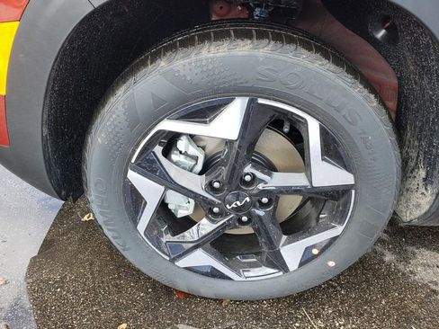 New 2026 Kia Seltos S AWD/4WD image 12