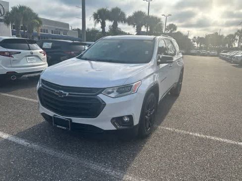 Used 2019 Chevrolet Traverse Premier w/ Redline Edition FWD image 4