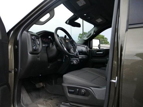 Used 2022 Chevrolet Silverado 2500 Custom w/ Gooseneck/5TH Wheel Package AWD/4WD image 18