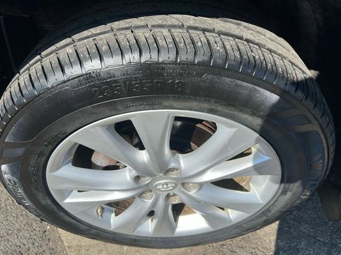 Used 2015 Toyota RAV4 Limited image 10