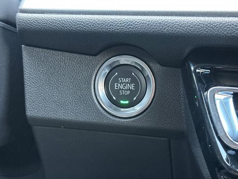 New 2025 Chevrolet Traverse LT w/ Enhanced Driving Package image 26