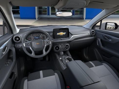 New 2026 Chevrolet Blazer LT w/ Convenience Package FWD image 15