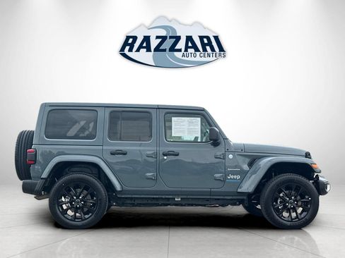 Used 2024 Jeep Wrangler Unlimited Sahara AWD/4WD image 2