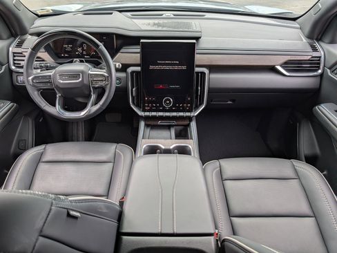 Used 2024 GMC Acadia Denali w/ Super Cruise Package image 26