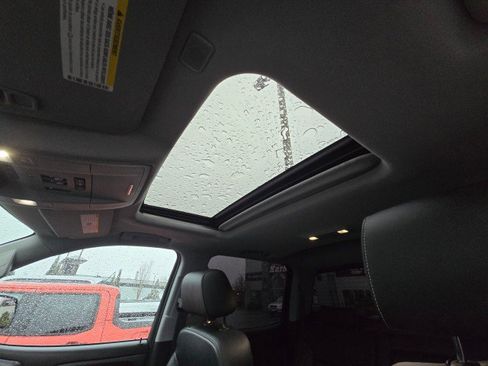 Used 2018 Chevrolet Silverado 1500 LTZ Z71 w/ Centennial Edition image 24