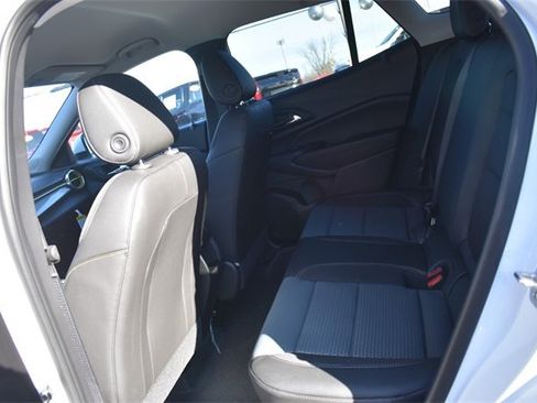 New 2026 Chevrolet Trax LT w/ LPO, Blackout Package image 18