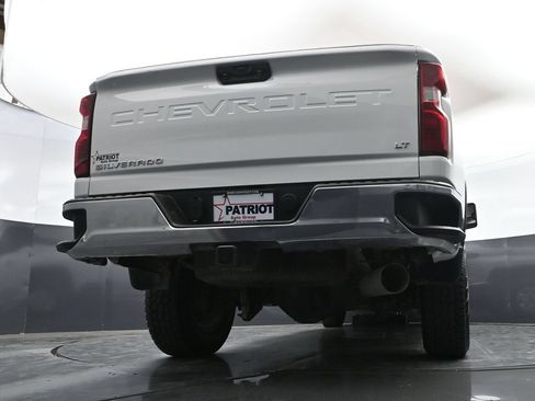 Used 2024 Chevrolet Silverado 2500 LT AWD/4WD image 38
