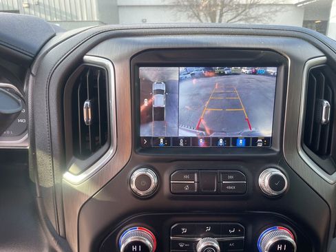 Used 2021 GMC Sierra 3500 Denali w/ Denali Black Diamond Edition image 32