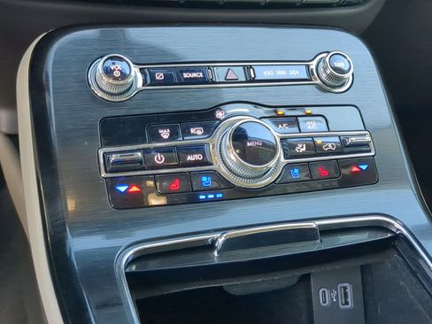 Used 2021 Lincoln Nautilus Reserve w/ Equipment Group 201A FWD image 18