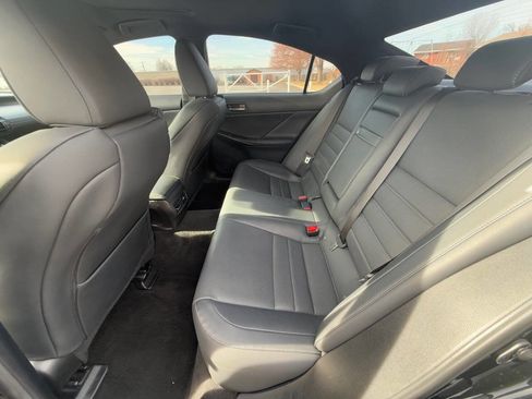 Used 2023 Lexus IS 350 F Sport image 10