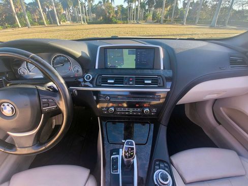 Used 2012 BMW 650i Convertible image 12