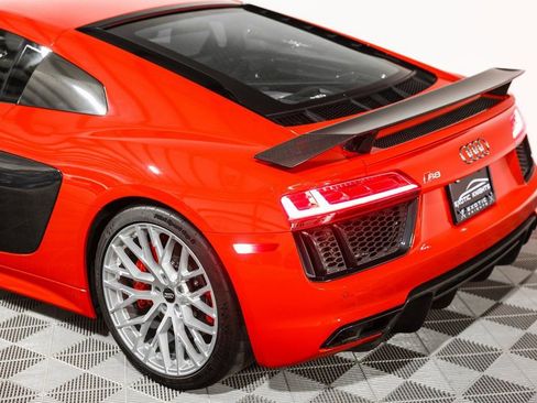 Used 2017 Audi R8 V10 plus image 16