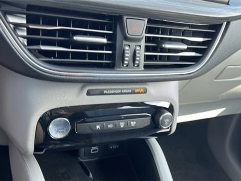 Used 2024 Ford Escape SE w/ PHEV Premium Package FWD image 33