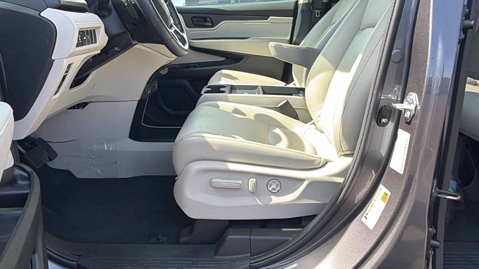 Used 2025 Honda Odyssey EX-L image 22