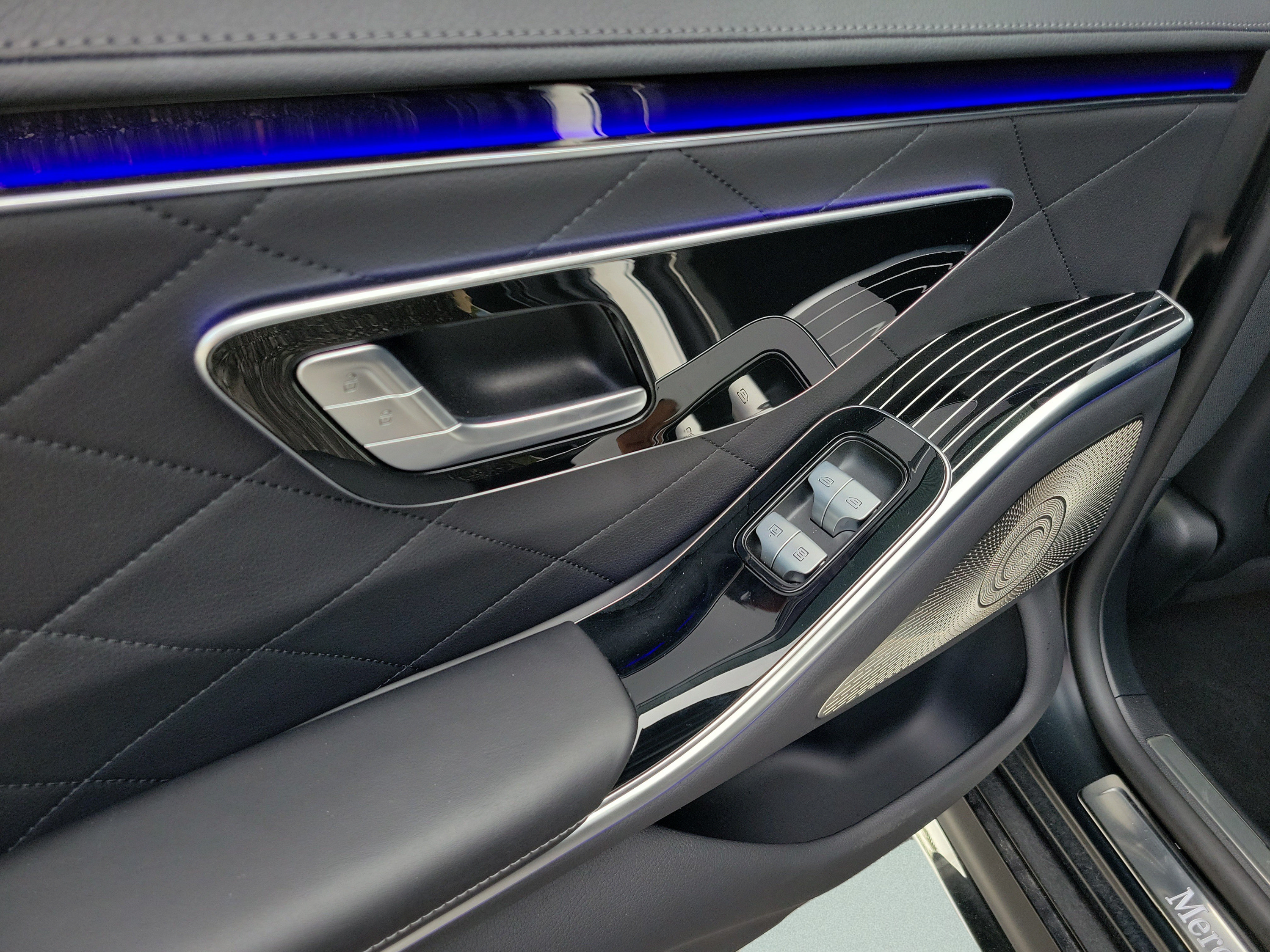 Certified 2024 Mercedes-Benz S 580 4MATIC Sedan image 8