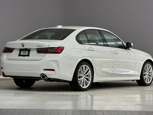 Certified 2023 BMW 330i Sedan w/ Convenience Package image 8