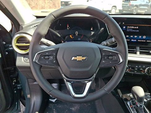 New 2026 Chevrolet Trax LT w/ Driver Confidence Package image 11