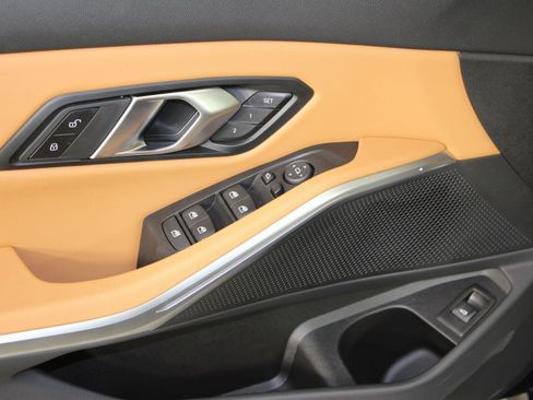 New 2026 BMW 330i xDrive Sedan w/ Premium Package image 21