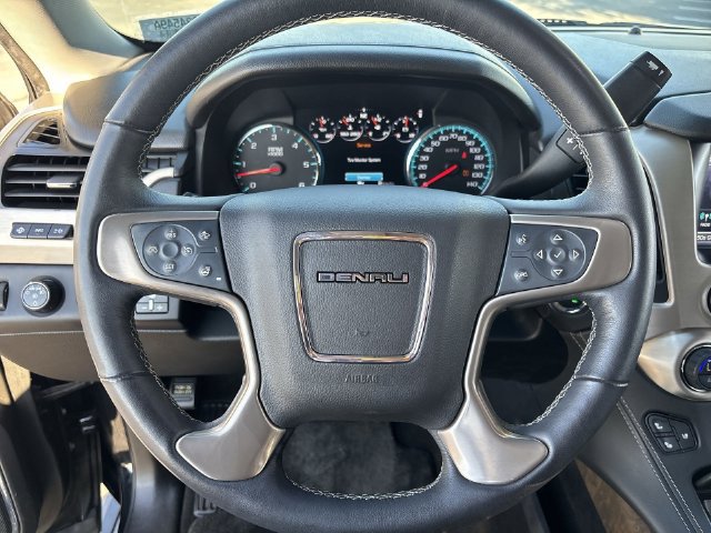 Used 2018 GMC Yukon Denali w/ Denali Ultimate Package AWD/4WD image 22