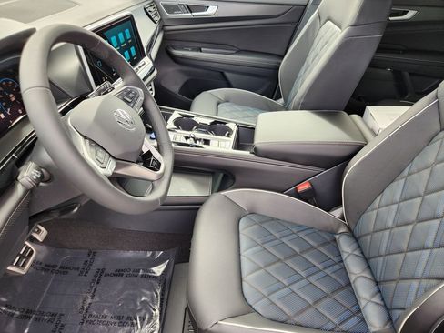 New 2026 Volkswagen Atlas Cross Sport SEL Premium R-Line image 3