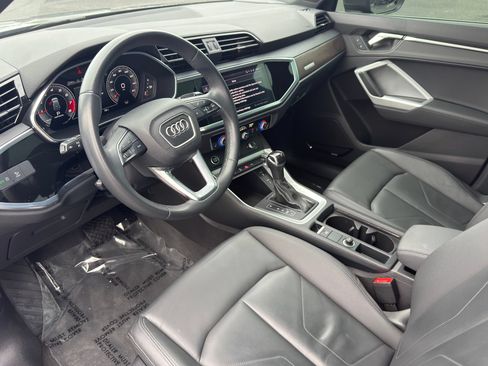 Used 2022 Audi Q3 2.0T Premium Plus w/ Premium Plus Package AWD/4WD image 10