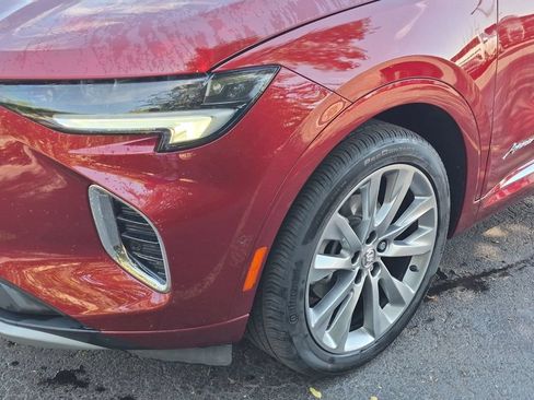Used 2023 Buick Envision Avenir AWD/4WD image 9