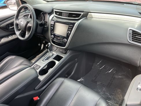 Used 2019 Nissan Murano SL w/ SL Technology Package FWD image 10