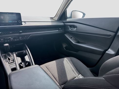 Used 2024 Honda Accord EX image 21